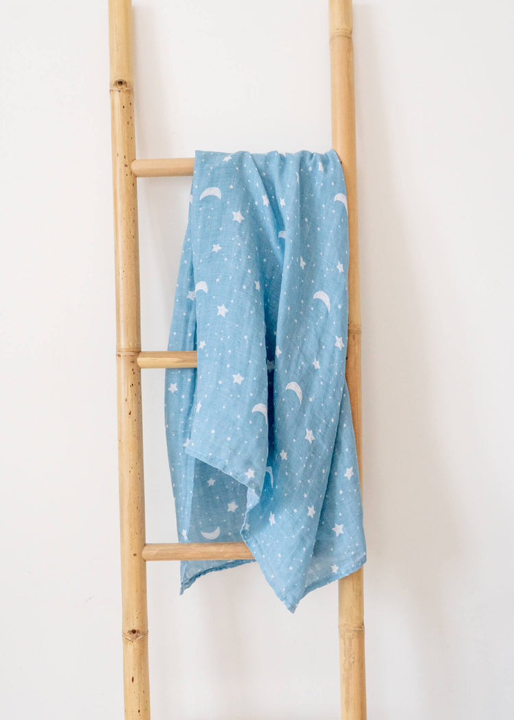 AZORA Large Moon and Star Print Cotton Muslin Swaddle - Rocco & The Fox